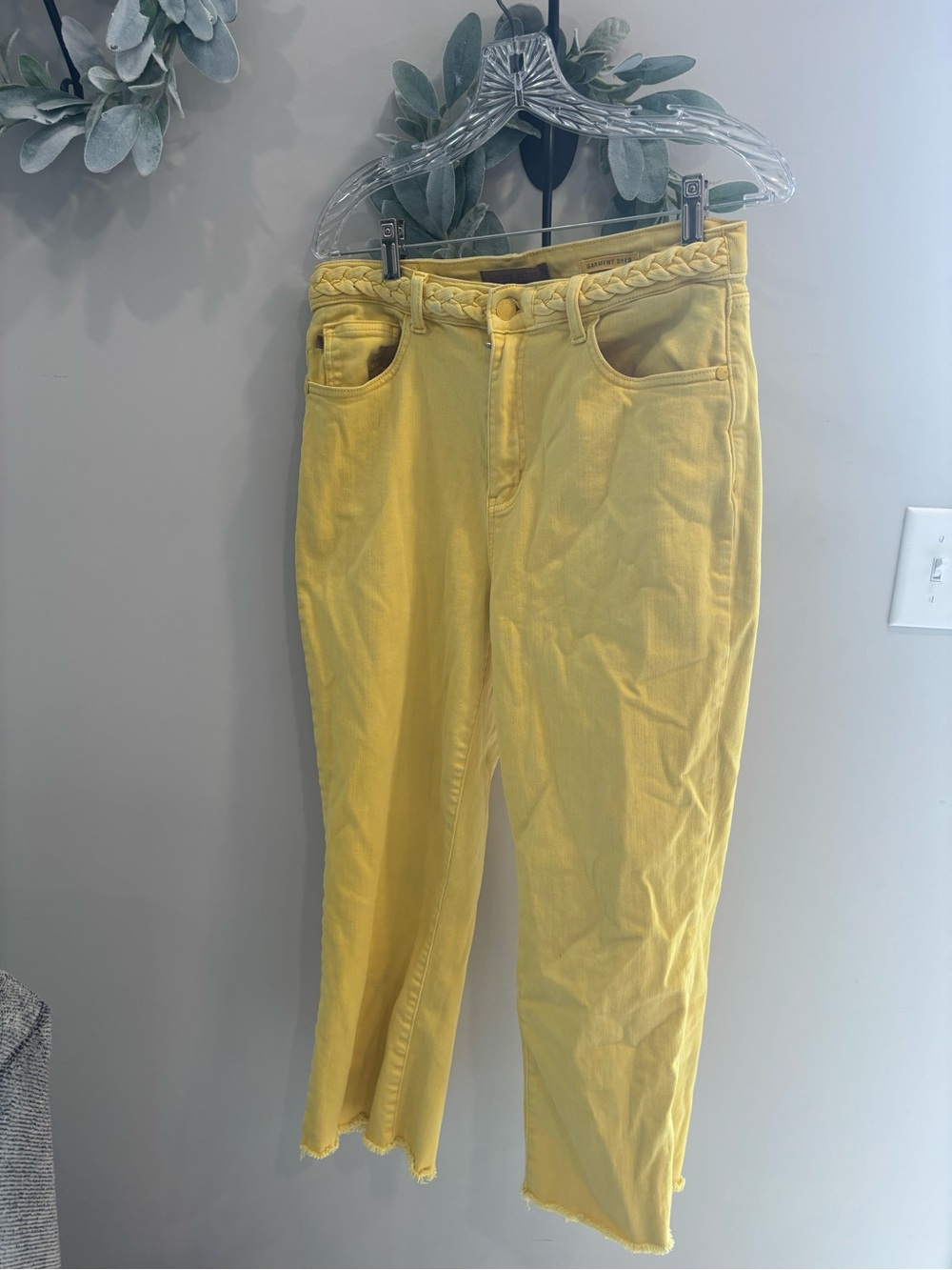 Yellow Women's High-Waist Jeans with Braided Waist Detail Judy blue 13/31